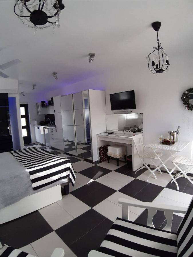 לרנקה The Pervoli Studio - Pool - Close To Beach מראה חיצוני תמונה