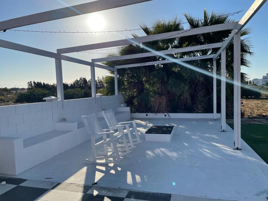 לרנקה The Pervoli Studio - Pool - Close To Beach מראה חיצוני תמונה